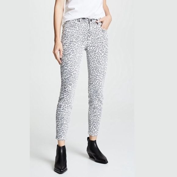 Current/Elliott Denim - CURRENT/ELLIOTT Mid Rise Leopard Print Jeans in Warped Species Size 28